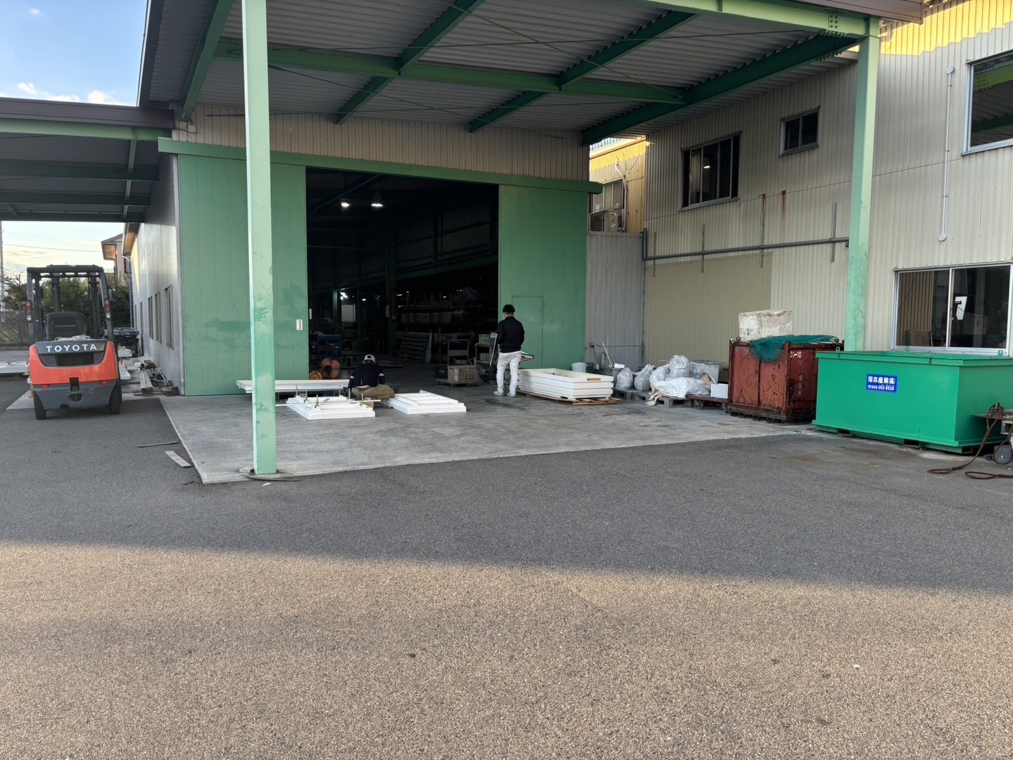 外観・内観の様子
